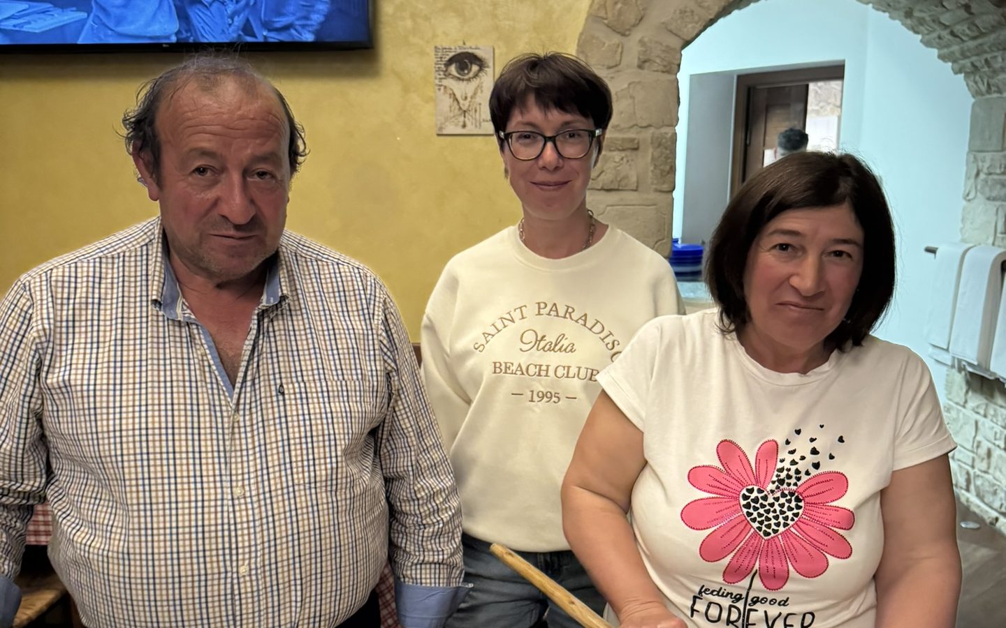 Итальянцы за работой в лавке